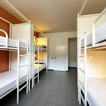 Mio Hostel *