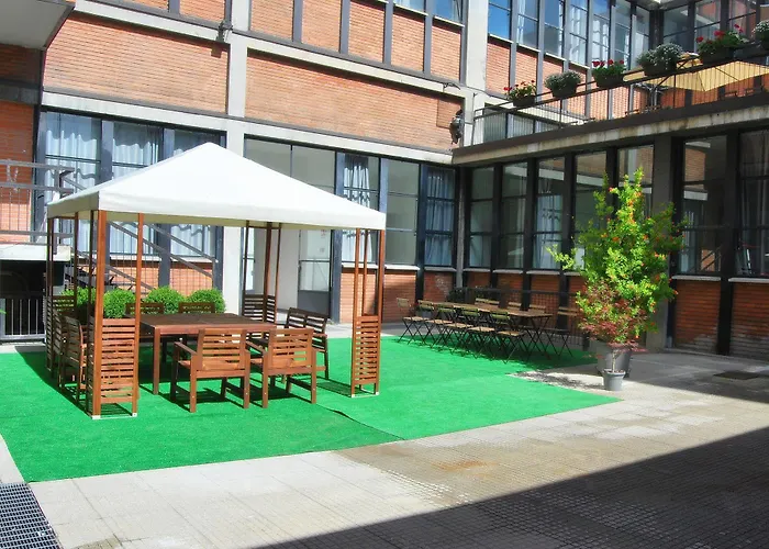 Mio Hostel *